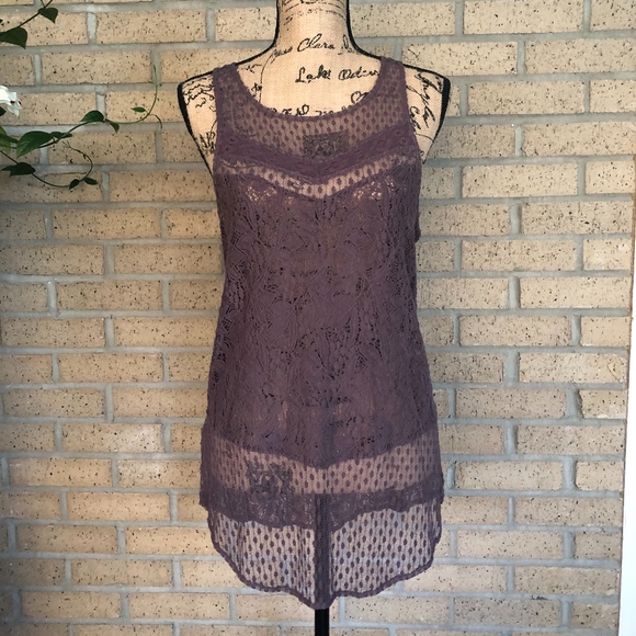 American Eagle Outfitters Tops - 💰3/$20 American Eagle Sleeveless Lace Top